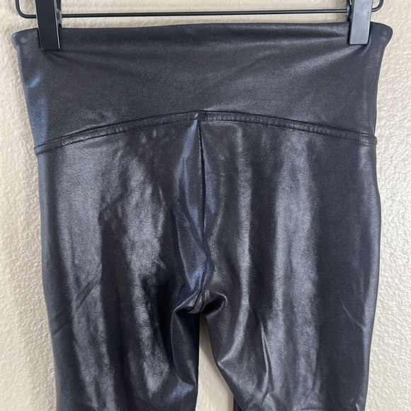 Spanx Black Faux Leather High Waist leggings Size Medium Petite - Picture 8 of 11